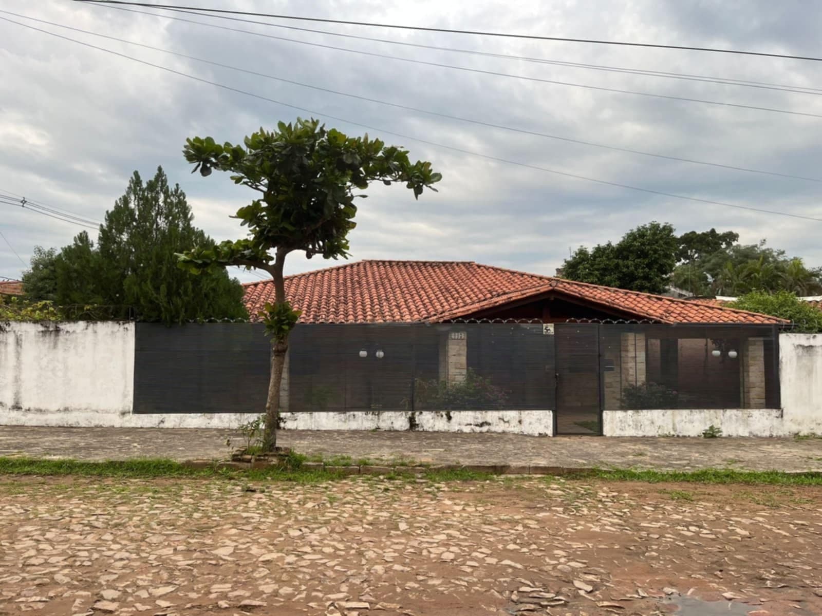 Casa de 3 dormitorios en Lambaré