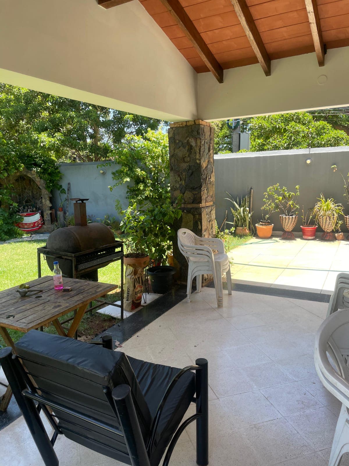 Casa de 2 dormitorios en Lambaré, foto 3 de 6