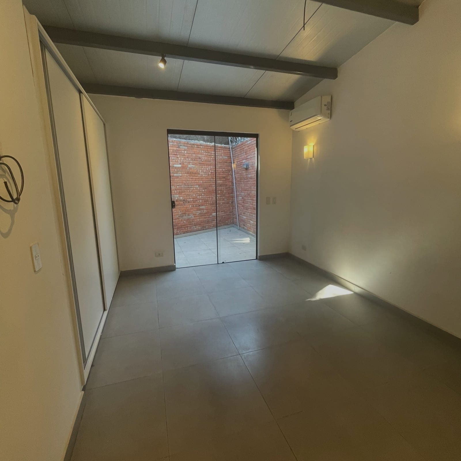 Dúplex de 2 dormitorios en Villa Aurelia, foto 5 de 6